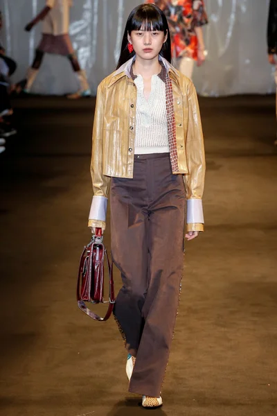 Look 20